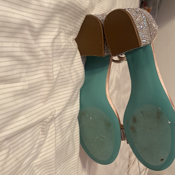 Betsey Johnson heels - Picture 3 of 4